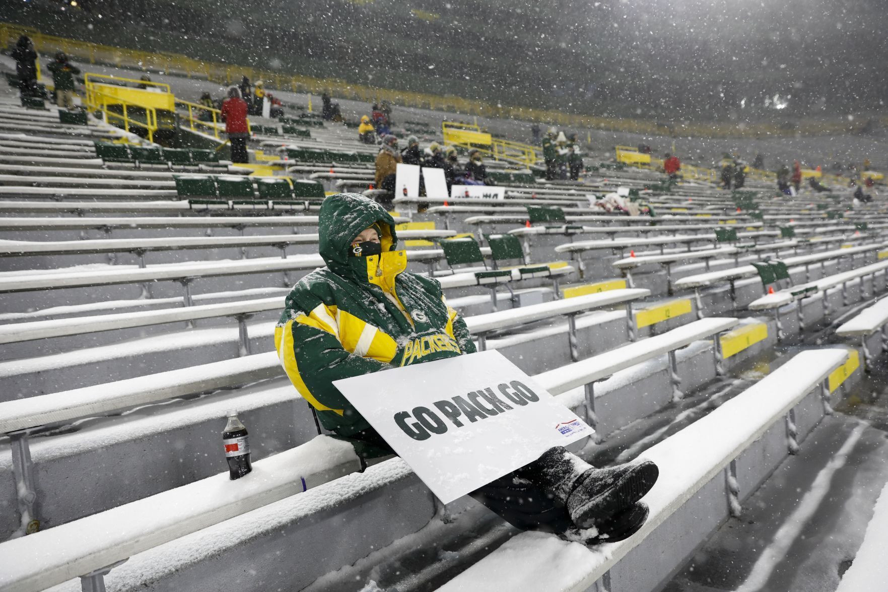 Packers 40, Titans 14